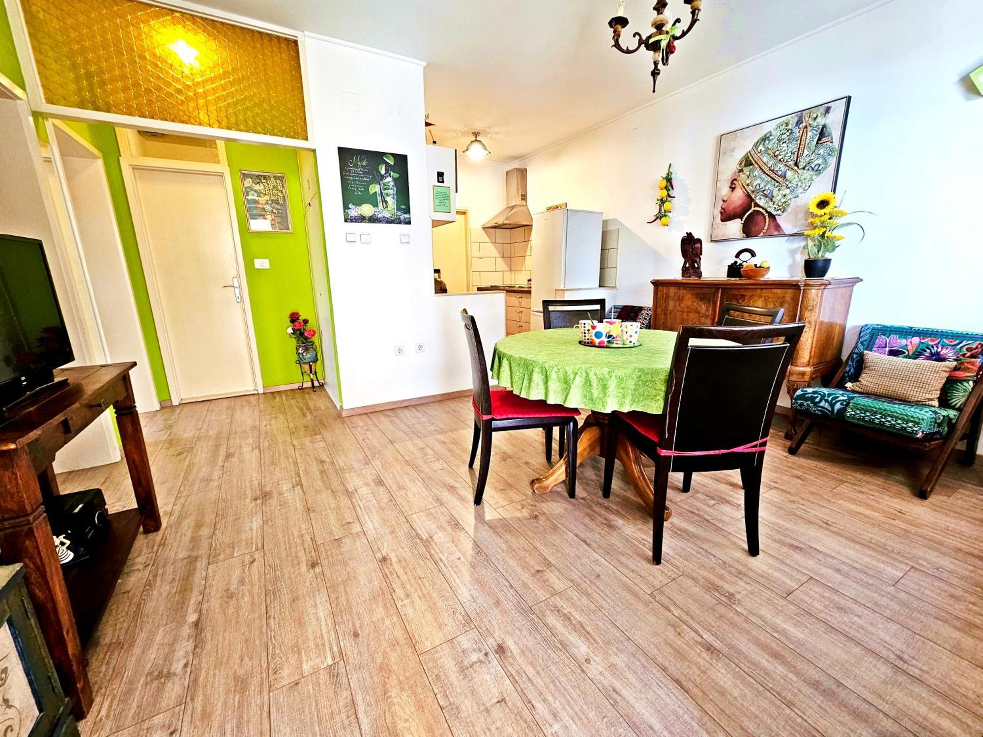 Apartments Tempera By The Beach Spalato Esterno foto